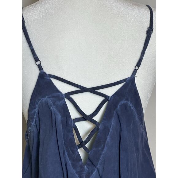 Tina Jo Top Blue Destressed Spaghetti Straps Size (M) - Picture 4 of 16